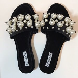 Cape Robin Pearl Faux Velvet Sandals